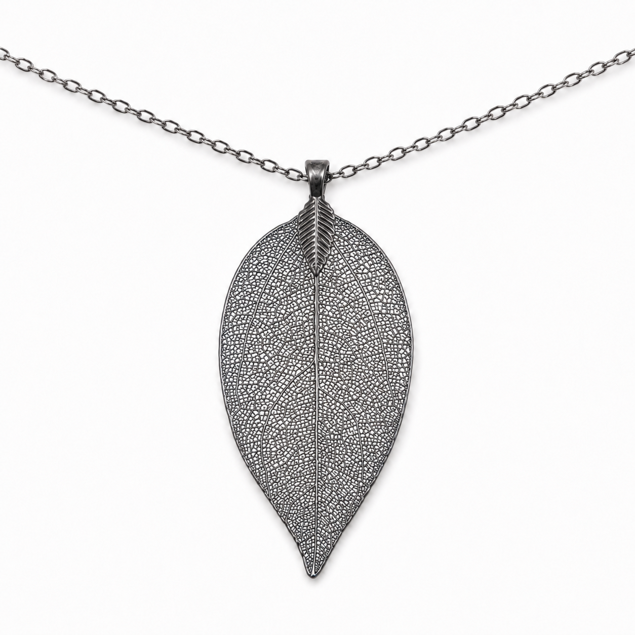 Foglia Vera Natural Leaf Necklace