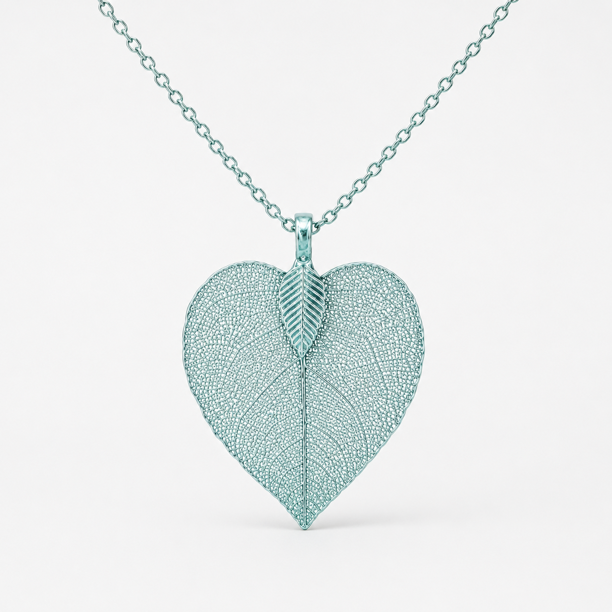 Foglia Vera Heart Leaf Necklace