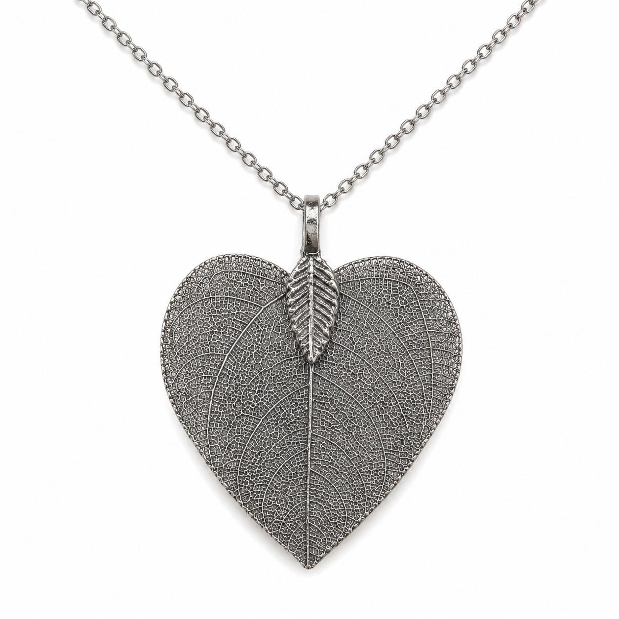 Foglia Vera Heart Leaf Necklace